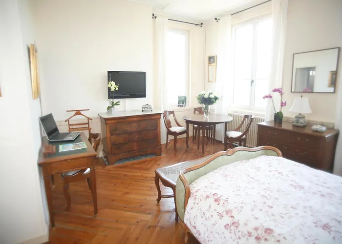 فندق مبيت وإفطار D'hotes Autour De La Rose أونفلور