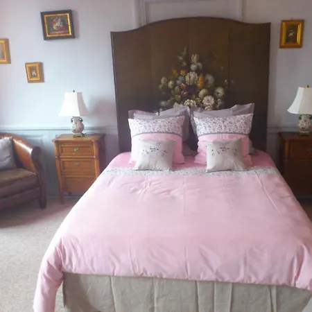 לינה וארוחת בוקר D'hotes Autour De La Rose 3*