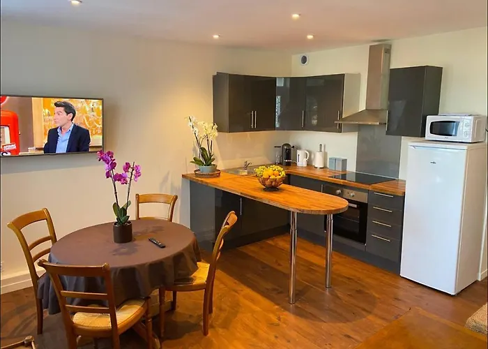 D'hotes Autour De La Rose